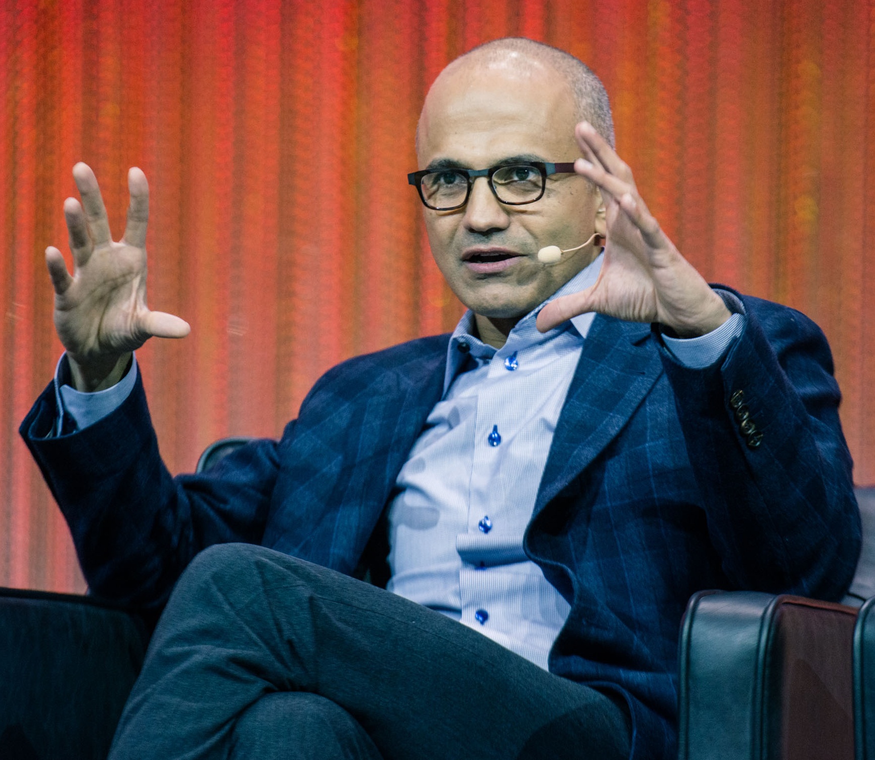 Microsoft CEO Announces He Can Be Mostly Gay by Q2 2015